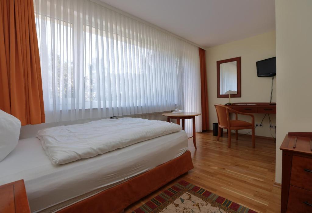 Hotel Am Rossberg Altenahr Habitación foto